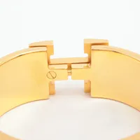 エルメス クリッククラック Hバングル ブレスレット エナメル