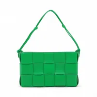 ボッテガ・ヴェネタ レザーイントレチャートショルダーバッグ BOTTEGA VENETA Loop イントレチャートレザー ミニショルダー