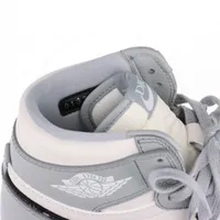 靴 NIKE AIRDior DIOR X AIR JORDAN 1 Low On Foot Review - YouTube