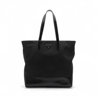 PRADA ブラックテスート トートバッグ 本物 PRADA プラダ テスートナイロン トートバッグ 三角ロゴ