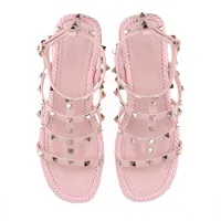 極美品　箱付き　ヴァレンティノ ロックスタッズ ウェッジサンダル ピンクベージュ 極美品 箱付き ヴァレンティノ ロックスタッズ ウェッジサンダル