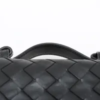 Bottega Veneta直営店 イントレチャート レザー バニティケース ボッテガヴェネタ イントレチャート バンバン バニティケース