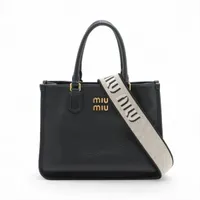 【超美品❗️】miumiu ハンドバッグ ブラックレザーハンドバッグ ブラック MIU MIU ブラックレザー ハンドバッグ - メルカリ