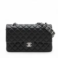 シャネル マトラッセ ラムスキン チェーンショルダーバッグ ダブルフラップ 黒 CHANEL/シャネル】 マトラッセ ダブルフラップ 旧型チェーン