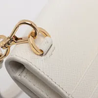 プラダ　PRADA サファイアーノ　白 楽天市場】プラダ サフィアーノ ホワイトの通販