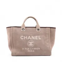 CHANEL ドーヴィル 125ml ユニセックス シャネルドーヴィル トート ロゴスタッズ ブラック シルバー金具