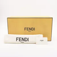フェンディ ズッカ マルチポケット バゲット ジャガード 2WAY