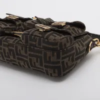 FENDI（フェンディ）バゲットポーチ ジャガードベルベットバッグ 楽天市場】FENDI フェンディ フォンポーチ Baguette バゲット