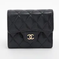 CHANEL] [シャネル] 三つ折り 財布 キャビアスキン シャネル