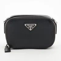 PRADA ハンドル付きレザーポーチ PRADA - 【新品】プラダ ポーチ PRADA パテント レザー