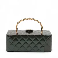 ★スクエアフォーム★【CHANEL】プレ秋冬 NEWマトラッセバニティ シャネル マトラッセ キャビアスキン 2WAYハンドバッグ バニティ