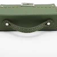 美品■フェンディ エピ クレスト FF ショルダーバッグ 2way グリーン系 美品□フェンディ エピ クレスト FF ショルダーバッグ 2way