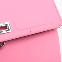 サルヴァトーレフェラガモ ガンチーニ トリフォリオ 2WAYハンドバッグ ピンク フェラガモ ガンチーニ トリフォリオ レザー 2WAYハンドバッグ