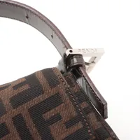 FENDI マンマバケット　ズッカ　ブラウン　キャンバス　レザー フェンディ FENDI マンマバケット ズッカ ショルダーバッグ