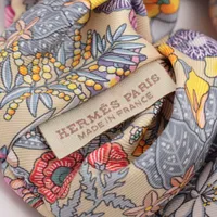 エルメス カラフル植物柄 シュシュ　クラウディア HERMES エルメス シュシュ クラウディア ブルーム CHOUCHOU