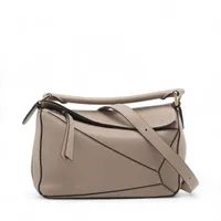 LOEWE パズルバッグ スモール ハンマードレザーベージュ ロエベ パズルバッグ スモール レザー ショルダーバッグ