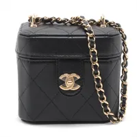 【超美品】CHANEL マトラッセ バニティバッグ 2WAYラムスキン 22AW 66640-d2.jpg