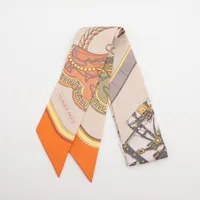 HERMES シルク馬デザインツイリー HERMES エルメス スカーフ ツイリー シルク100% 馬柄 ネイビー系