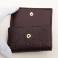 専用 GUCCI ブラウンレザー キーケース GUCCI ブラウンレザーキーケース - メルカリ