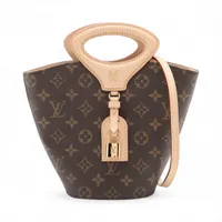 【限定☆パンダモチーフ】LV × TM オンザゴー BB LV x TM OnTheGo BB Monogram Canvas - Women Bags | Louis