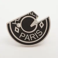 エルメス カルーゼル ピンバッジ GP ブラック A3764247｜中古