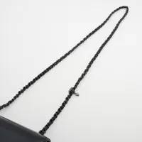シャネル カメリア パテントレザー ショルダーバッグ シャネル カメリア パテントレザー チェーンショルダーバッグ