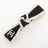 ama✿shop激安店・即日配送　シャネル　バレッタ ブラック×アイボリー ama✿shop激安店・即日配送 シャネル バレッタ ブラック