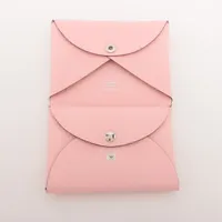 エルメス カルヴィ デュオ シェブルミゾル コインケース ピンク