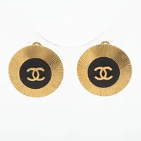 シャネル　ターンロック 96P イヤリング　片耳　美品 CHANEL 美品 シャネル イヤリング ターンロック ココマーク