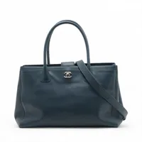 CHANEL エグゼクティブトート　シルバー金具 CHANEL シャネル エグゼクティブトート シルバー金具 トート