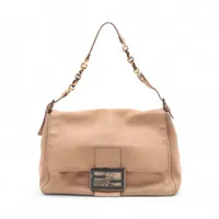 FENDI ベージュ レザー ショルダーバッグ FENDI フェンディ モントレゾール ショルダーバッグ レザー
