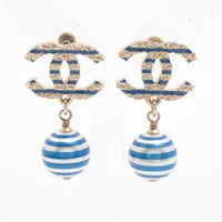 CHANEL ココマーク ココマーク A19C ピアス CHANEL シャネル ラウンドピアス マトラッセ ココマーク レジン