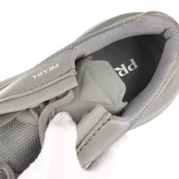 プラダ システム メッシュ スニーカー 7 1/2 メンズ グレー