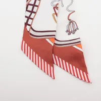 新作 エルメス ツイリー 鞍職人の花束 シルクスカーフ いつものコーデにプラス♪】HERMES☆ツイリー《鞍職人の花束