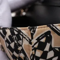美品 CHANEL ベージュ レザー ポーチ シャネル マトラッセ キャンバス×レザー ポーチ ベージュ