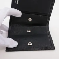 プラダ サフィアーノ 1MV204 レザー コンパクトウォレット