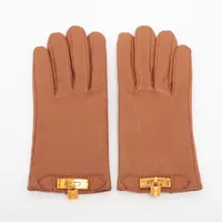HERMES レザー手袋 バックル付き ヘルメス（サントリー） 美品 HERMES ラッキーチャーム 刺繍