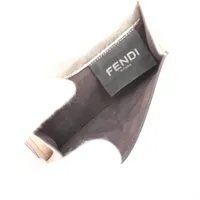【新品】FENDI　FFエンボスレザーサンダル　ライトベージュ FENDI フェンディ サンダル BAGUETTE バゲット レザー スライド