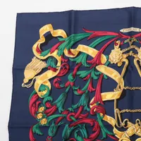 エルメス　カレ 90　スカーフ　轡の気品　ネイビー エルメス カレ90 スカーフ 轡の気品 LE MORS A LA CONETABLE