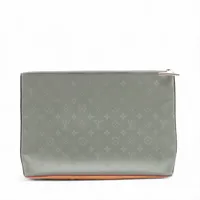LOUIS VUITTON  ポシェット・コスモス　モノグラム　M63240 ヴィトン モノグラム デニム レットゴー M24897 RFID反応あり