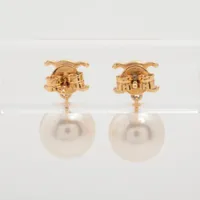 セリーヌ トリオンフ ピアス(両耳用) GP×フェイクパール