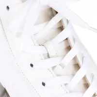 美品　クリスチャンルブタン パンプス　靴　レザー ホワイト スパイク スタッズ Christian Louboutin クリスチャンルブタン LOUIS SPIKES
