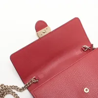 グッチ インターロッキングG レザー チェーンウォレット レッド