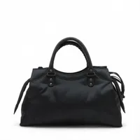 バレンシアガ ナイロン ハンドバッグ 中古・古着通販】BALENCIAGA (バレンシアガ) ロゴ刺繍ナイロン