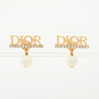 Dio(r)evolution ピアス ゴールド 楽天市場】【国内正規品/ラッピング済】 Dior ディオール ピアス