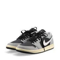【美品】エアレジ　2024年1月購入 未使用 NIKE AIR JORDAN1 MID SE NEW LOVE 2025 HJ66654-071