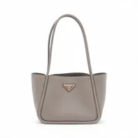 PRADA レザー トートバッグ グレージュ　訳あり品　ヴィッテロダイノ PRADA レザー トートバッグ グレージュ 訳あり品 ヴィッテロダイノ