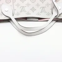 ヴィトン マヒナ ヒナPM M57858 ピンクxホワイト RFID反応あり