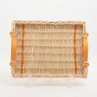 エルメス　トレー船　幅8㎝　東Y7-0704⑥ zim & zou's flying horse paper installation adorns Hermès