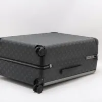 ヴィトン モノグラムエクリプス ホライゾン70 M23303 ブラック 暗証